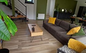 Maison chaleureuse, spacieuse et familiale